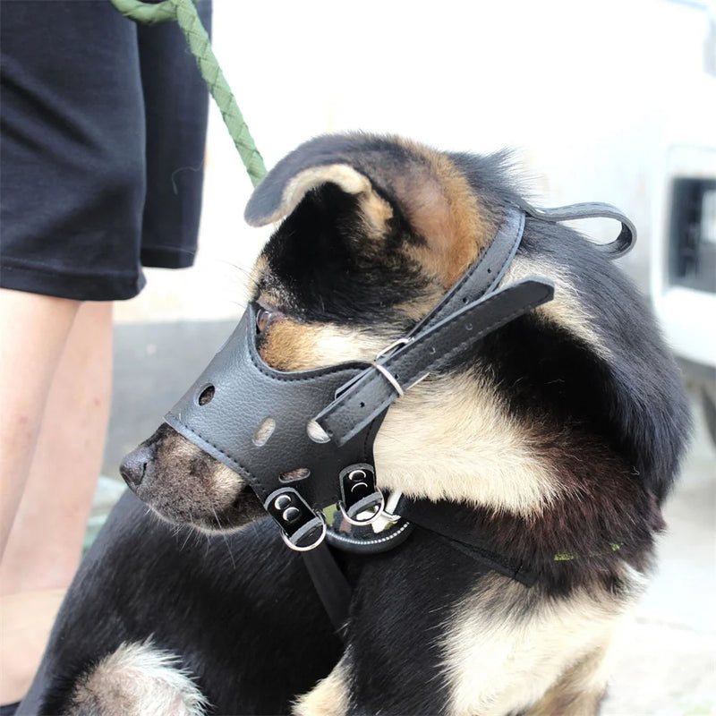 Adjustable PU Leather Dog Muzzle – Breathable Anti-Bark & Anti-Bite Muzzle for Small to Large Dogs