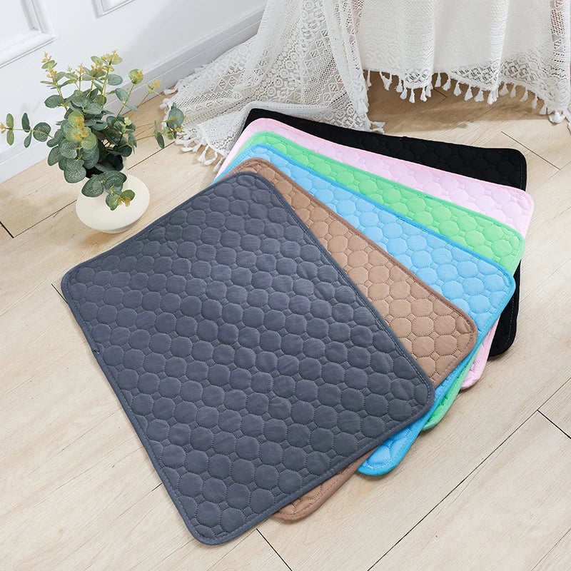 Reusable Dog Pee Pad – Washable, Waterproof & Absorbent Training Mat