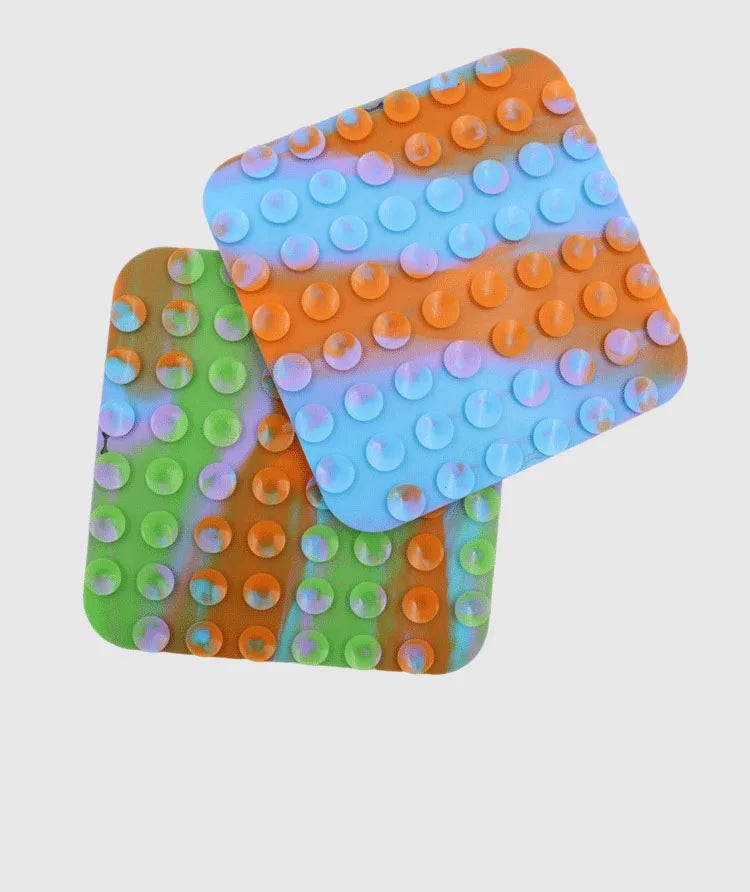 Lick Mat – Silicone Slow Feeder & Bath Distraction Pad for Dogs (Non-Slip Suction Design)